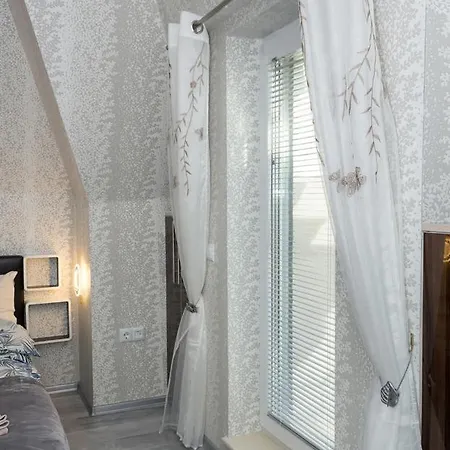 Cozy Central Βάρνα